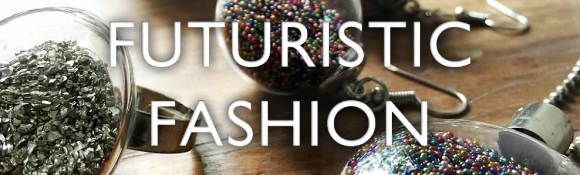 Futuristic fashion jewellery – glittering globes