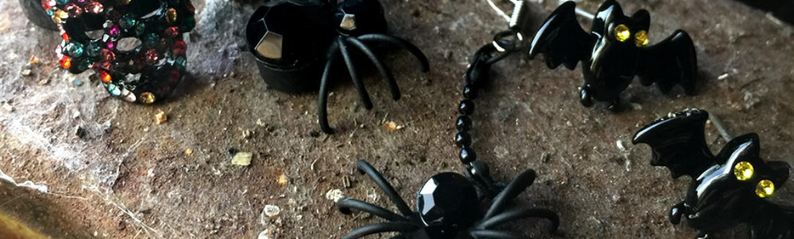 Halloween jewellery – spookily glamorous accessories