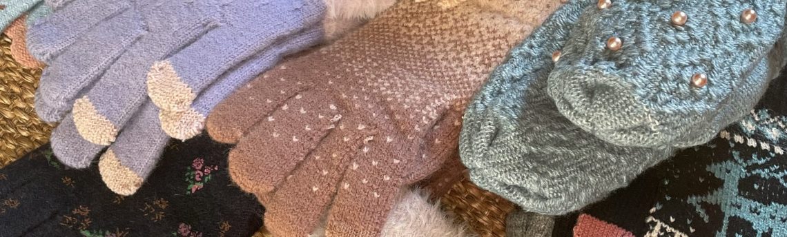 Gloves and mitts – winter warmers to stop the fingers freezing