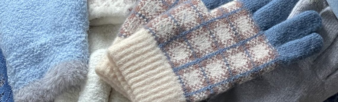 Mittens and gloves – softness, warmth, style