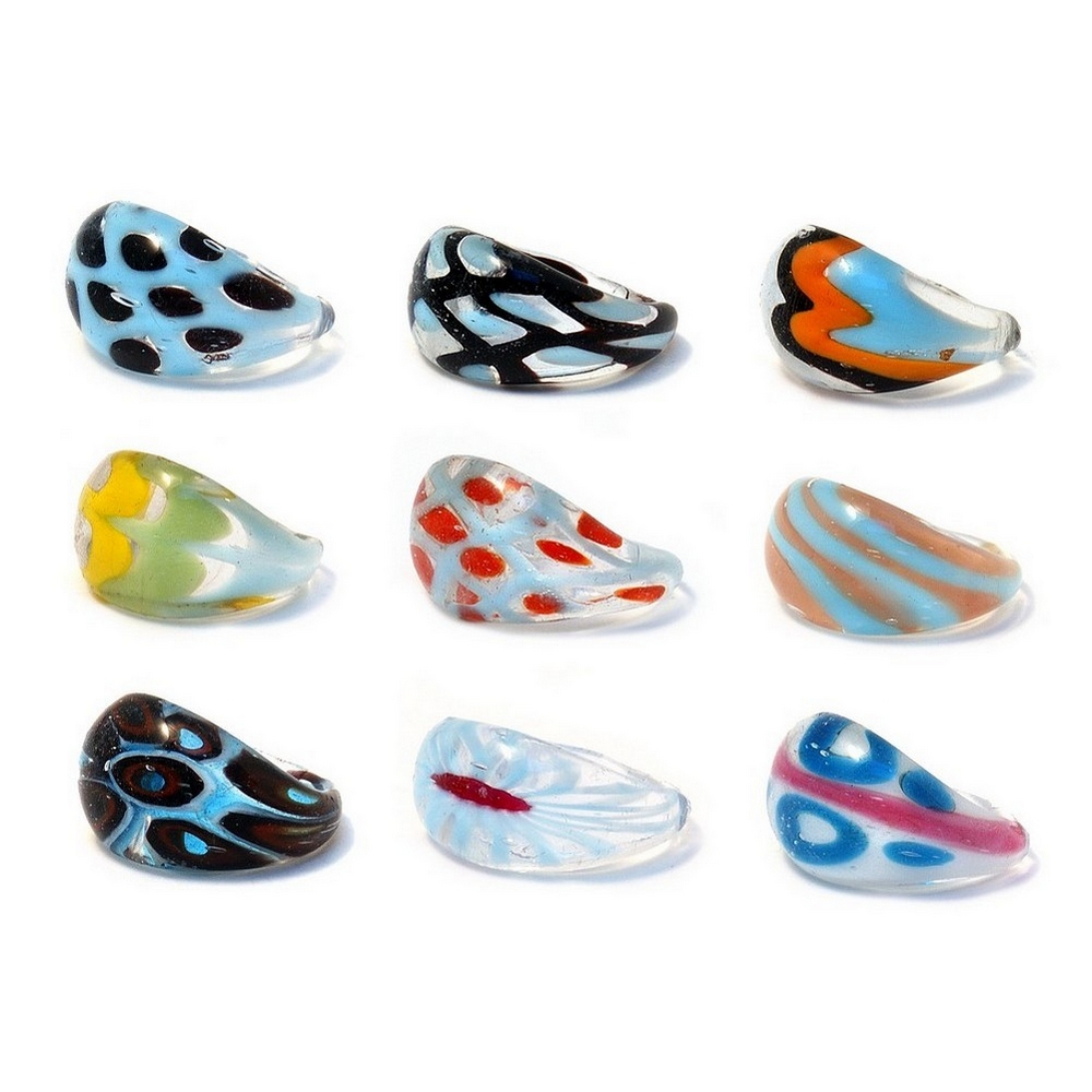 Ring glass with millefiori turquoise