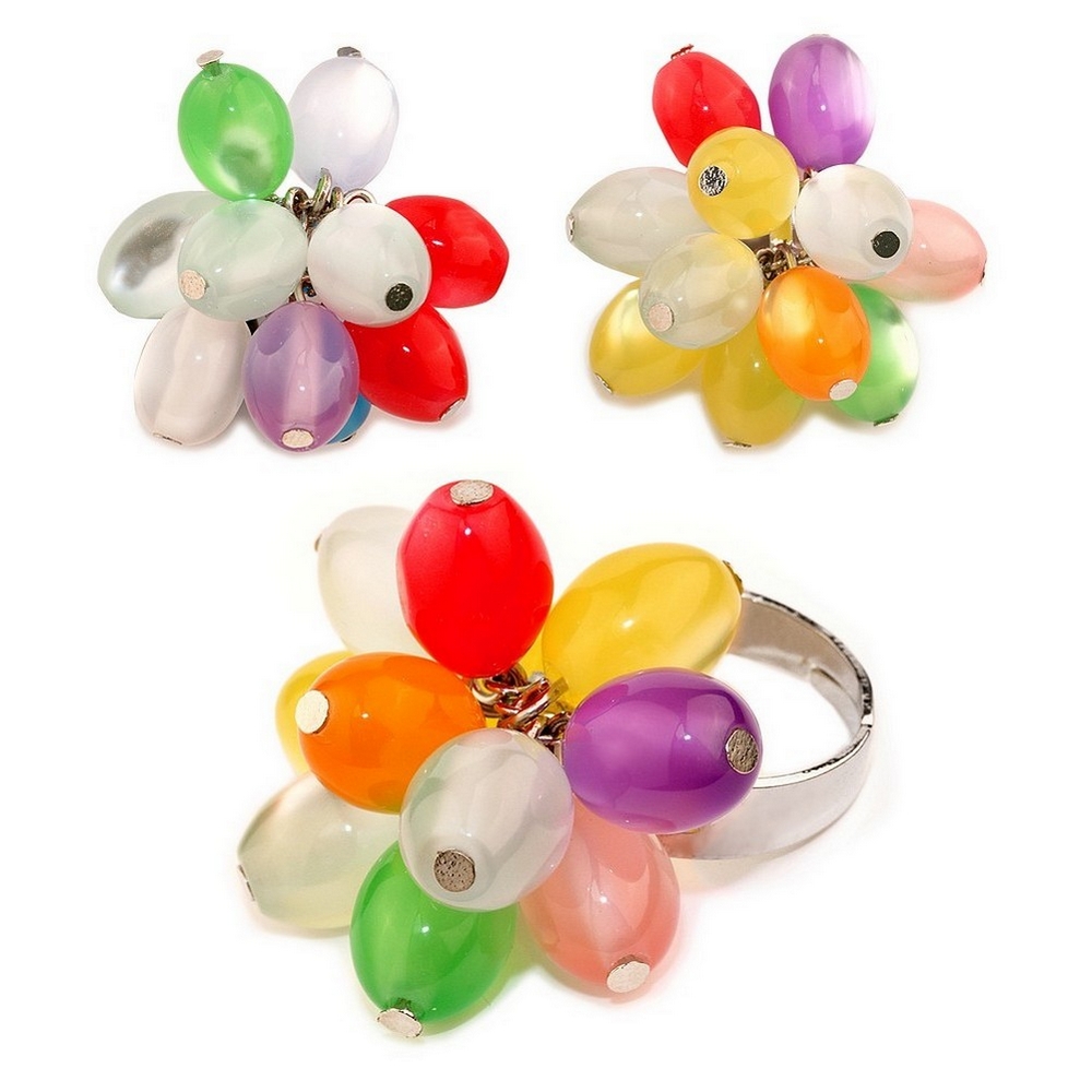 Ring resin ring berry cluster brights and pastels multicoloured