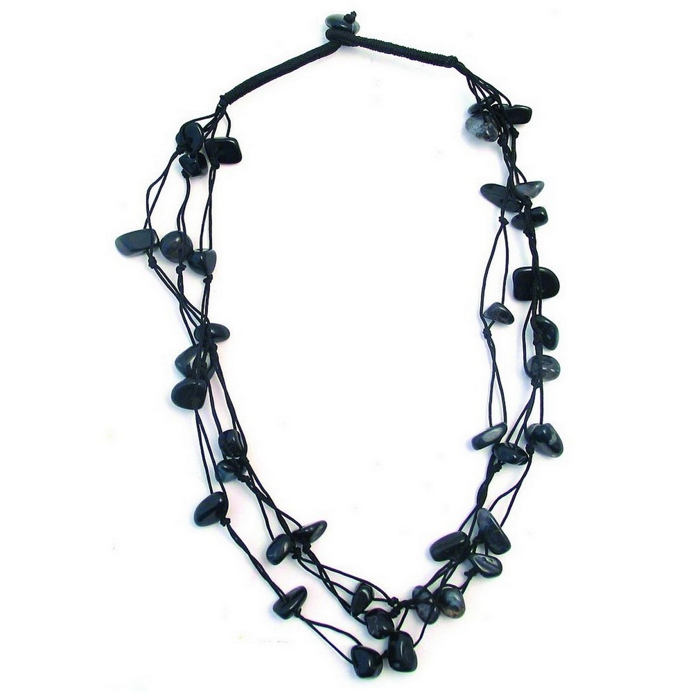 Necklace gem stone 3 strand black