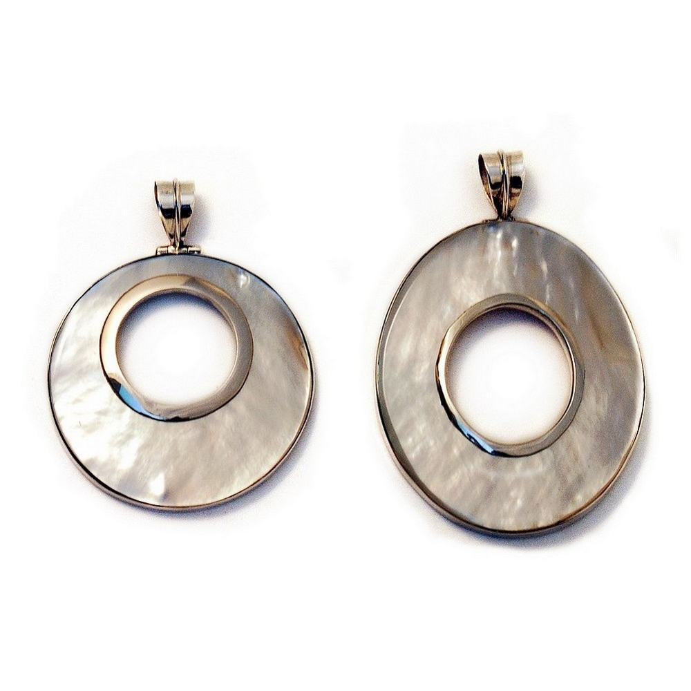 Necklace with a pendant 925 silver & shell round+oval with cut out 45mm