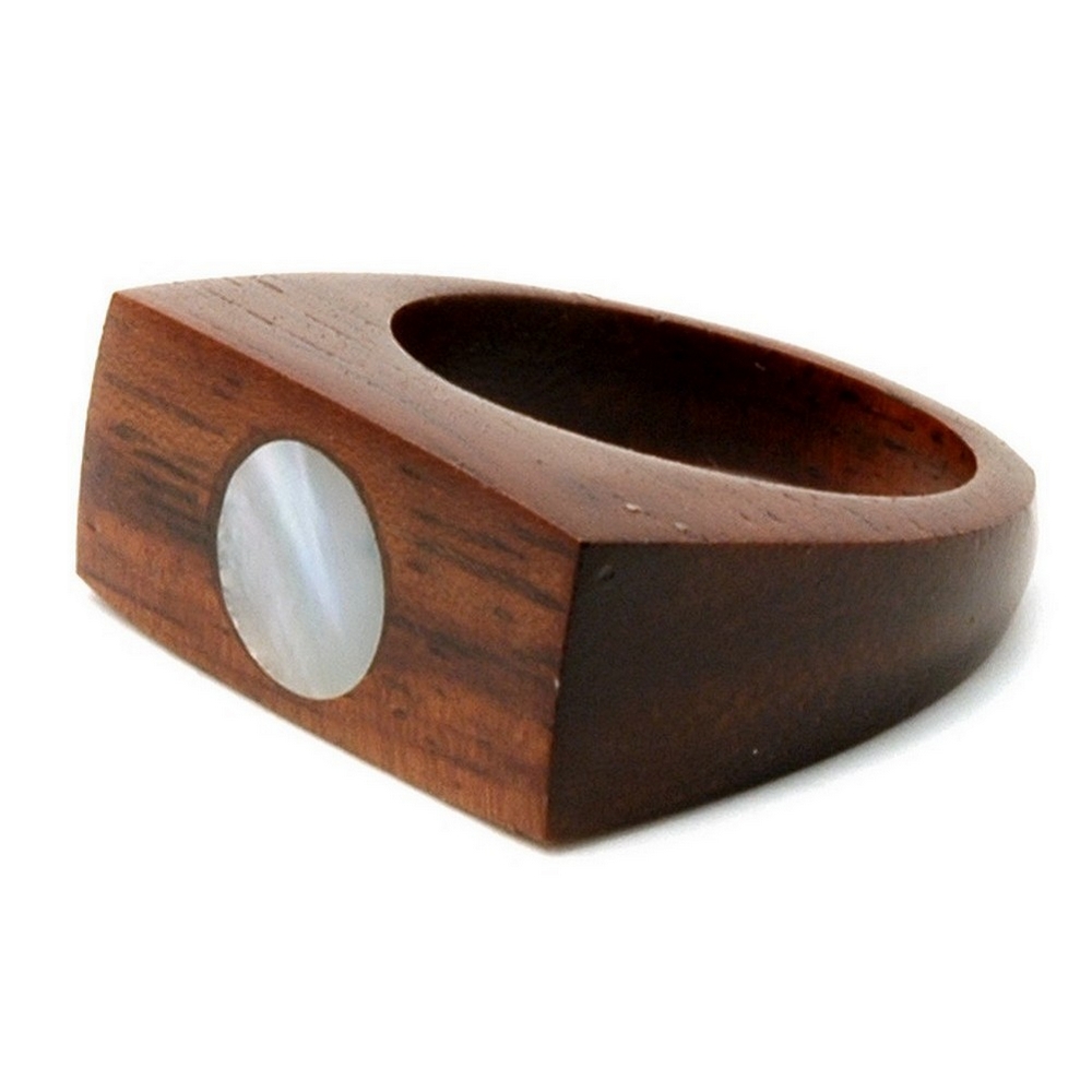 Ring wood rect with mop inlay 23x10mm