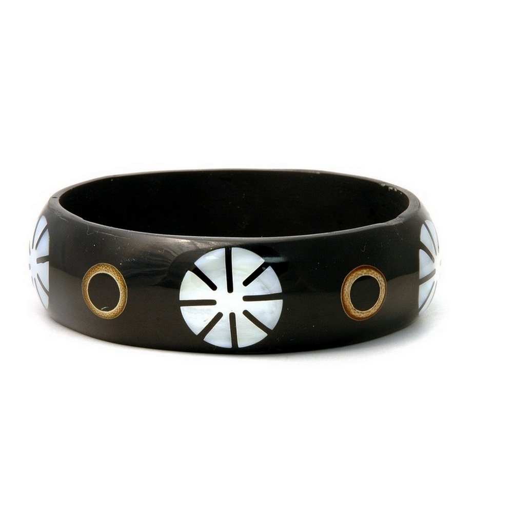 Bangle resin & shell bamboo circle inlay
