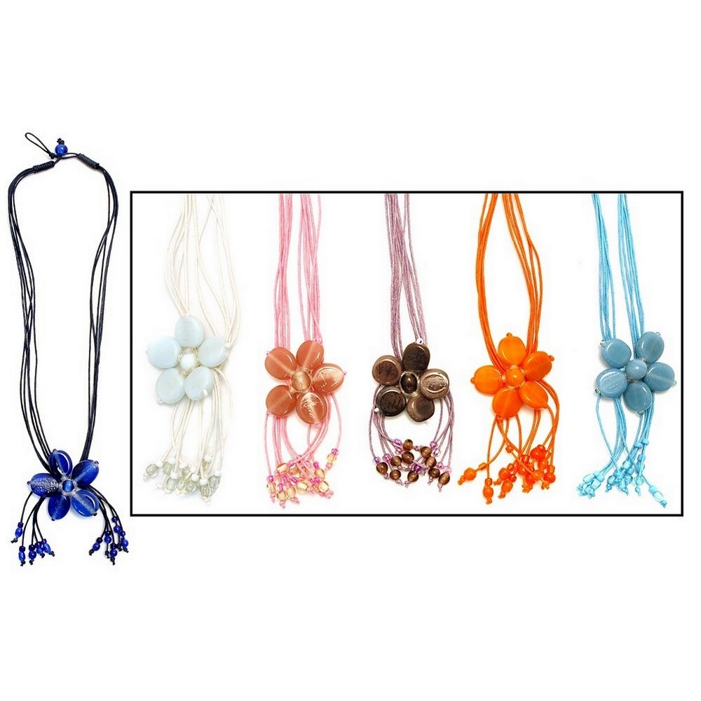 Necklace glass & cord flower 5 petal