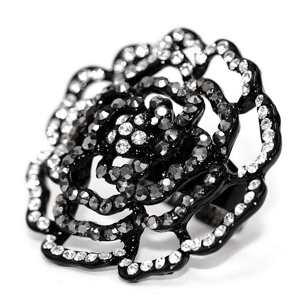 Ring crystal glass rose