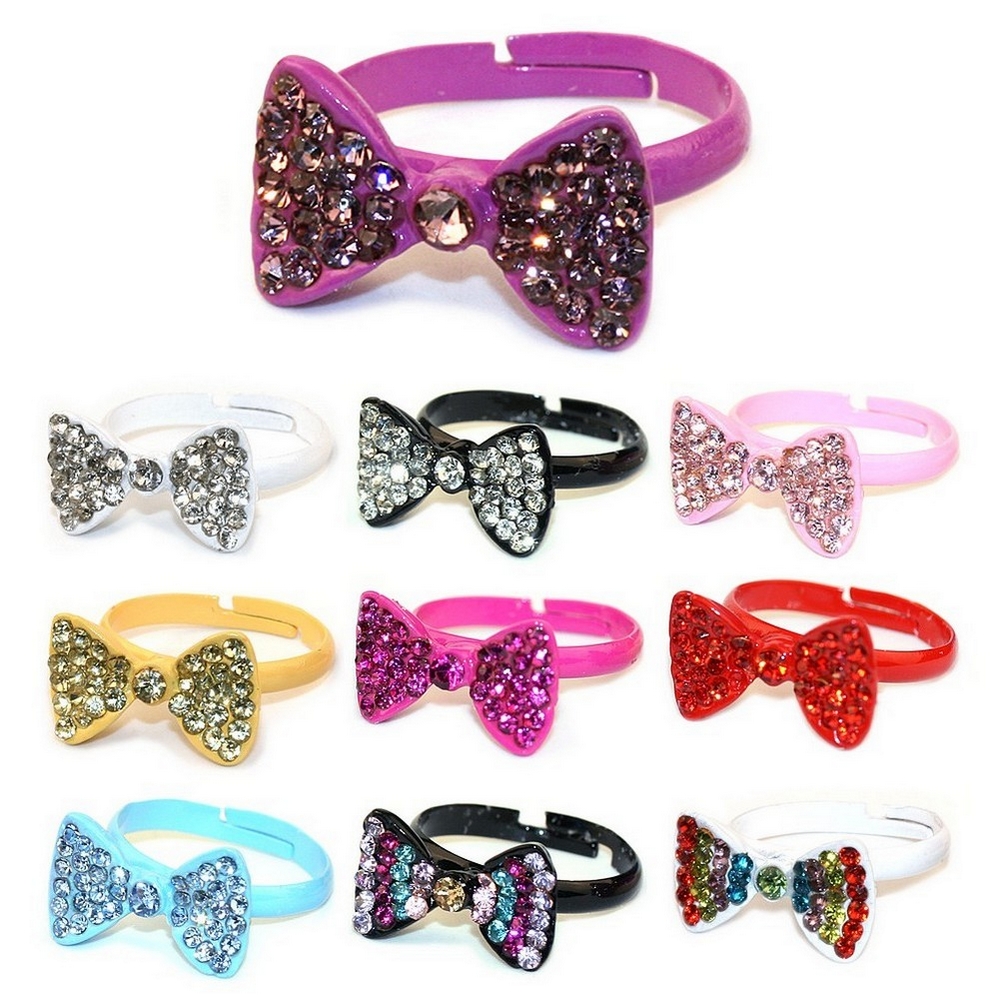 Ring crystal glass coloured bow