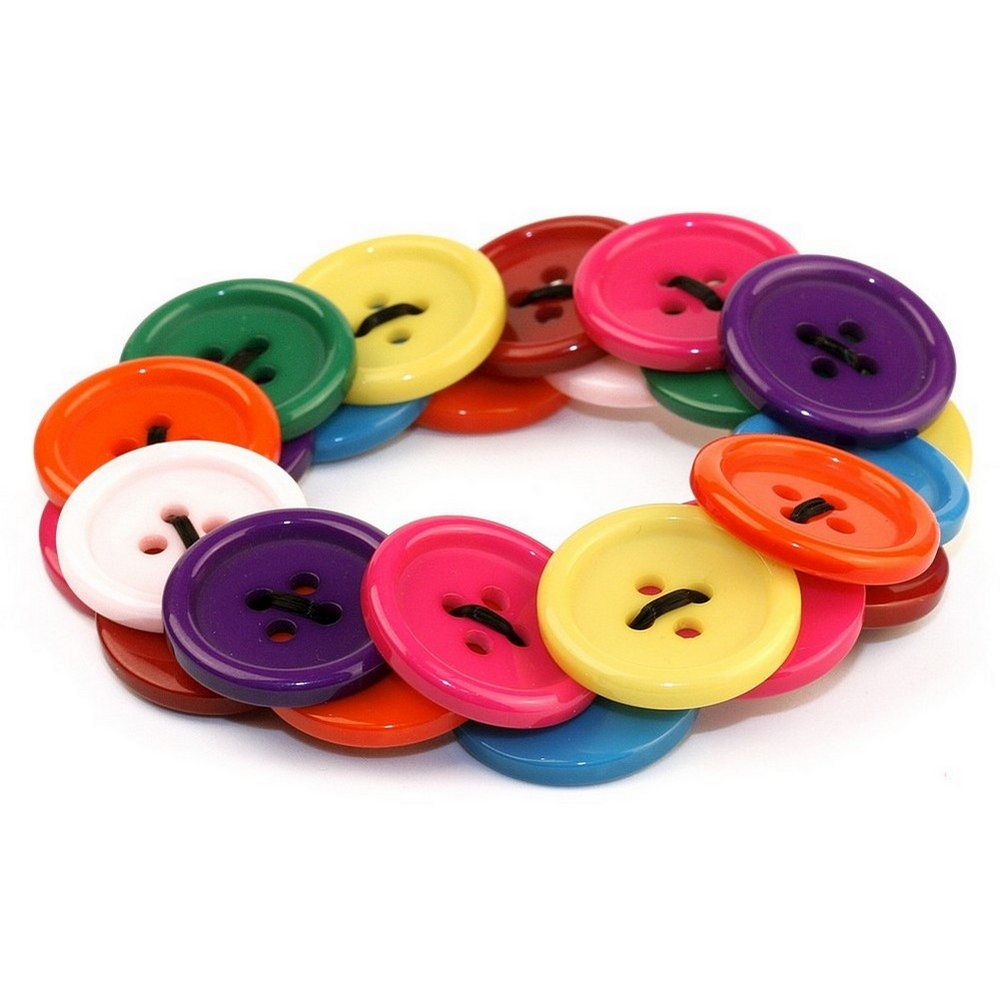 Bracelet resin overlapping buttons