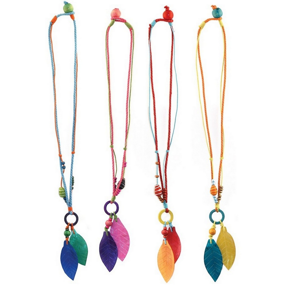 Necklace with a pendant shell & bead double leaf