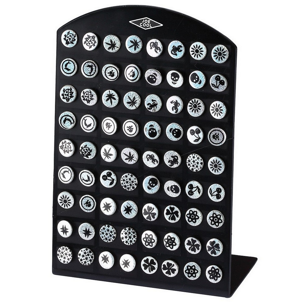 Stud earring iconic designs on glitter 8mm black