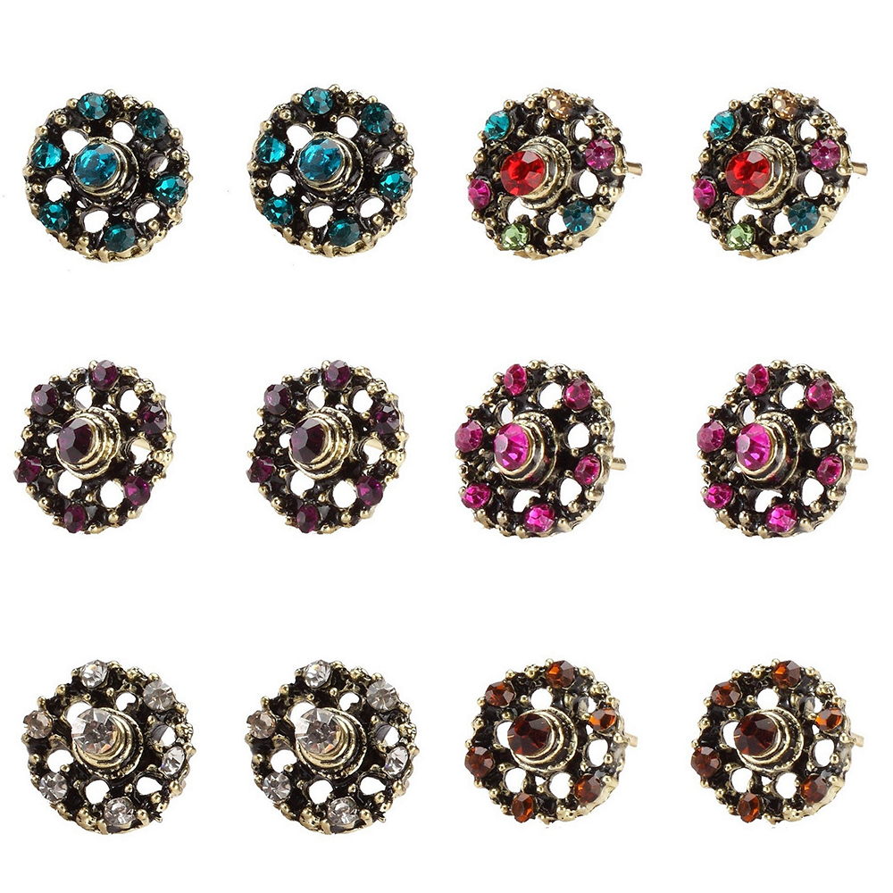 Stud earring crystal glass embedded circle