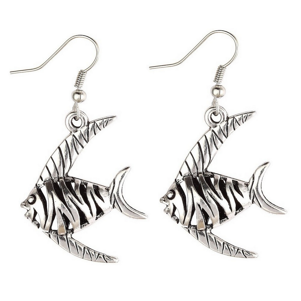 Drop earring hollow fretwork fish