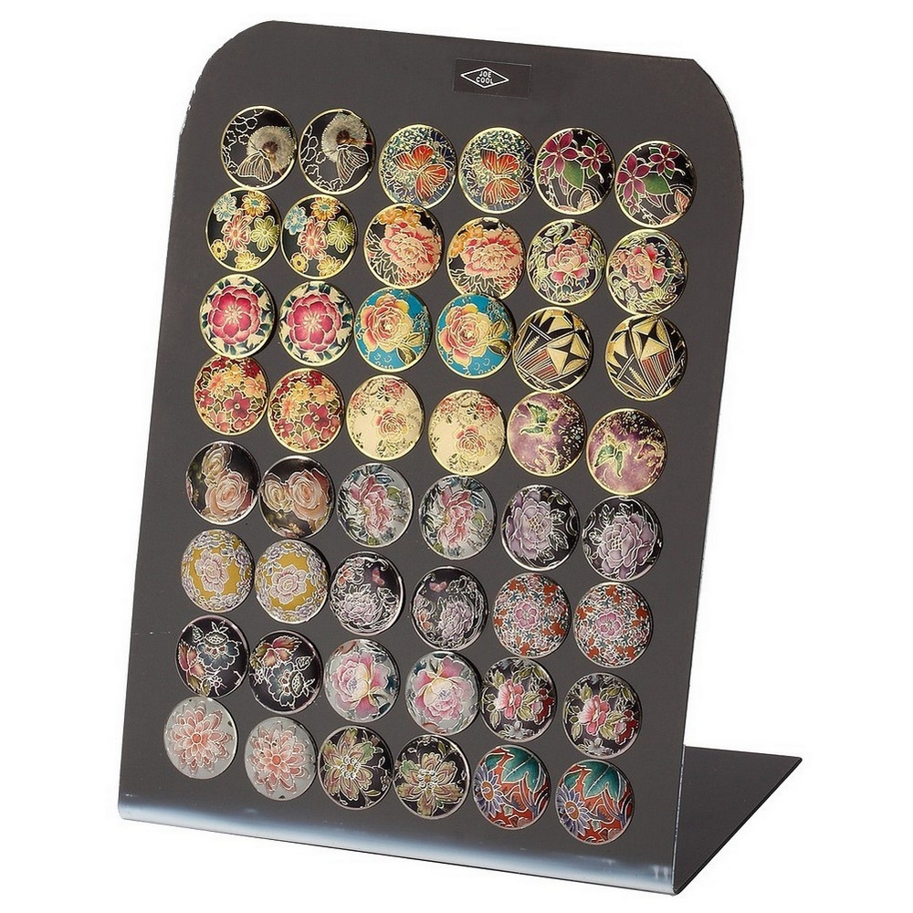 Stud earring etched and enamelled flower design