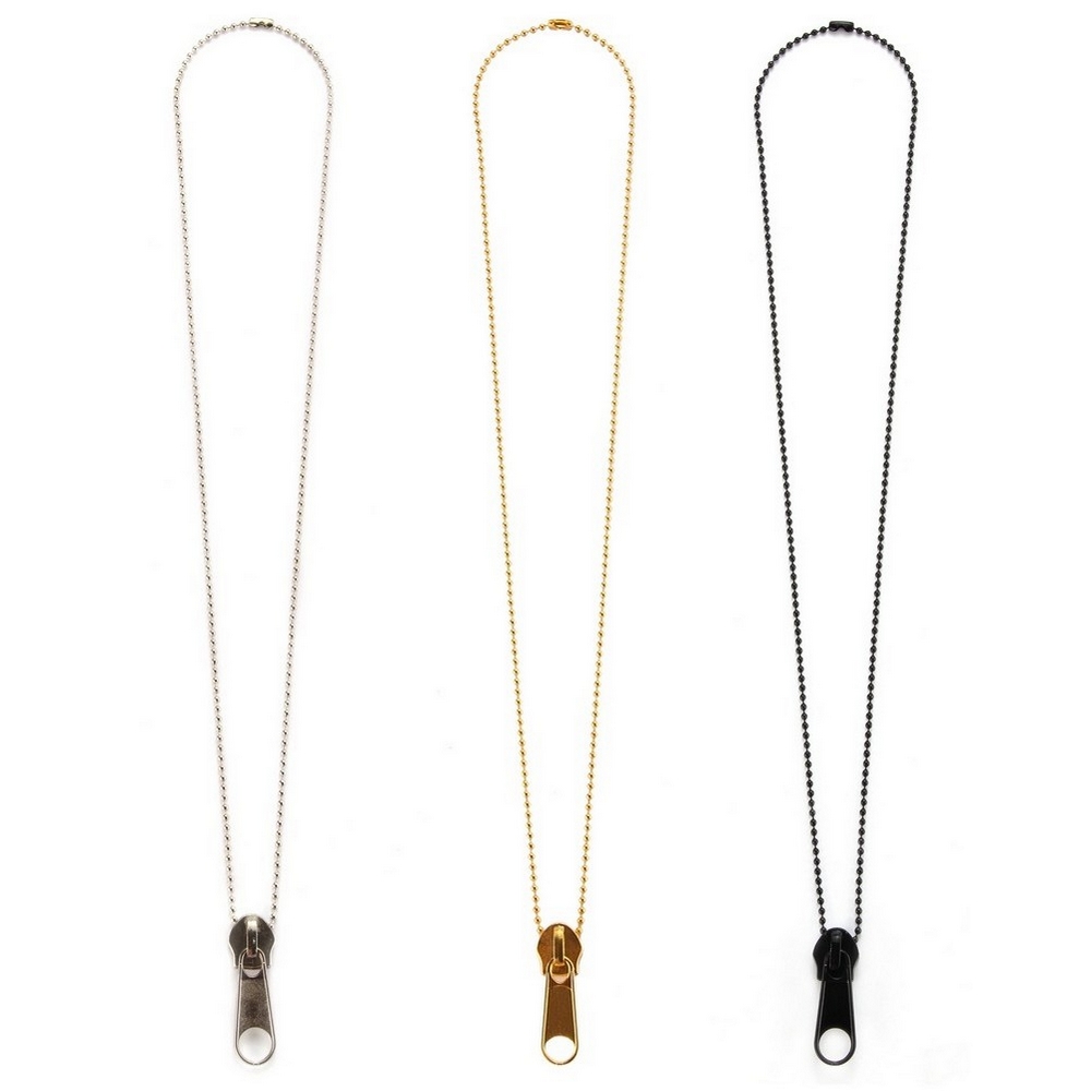 Necklace with a pendant zip