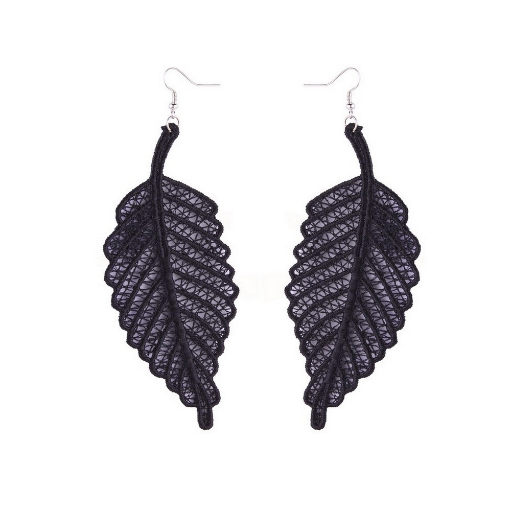 Drop earring cotton lace leaf