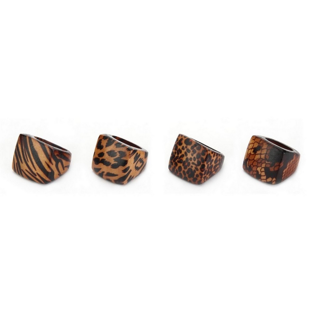 Ring wood ring animal print square multi
