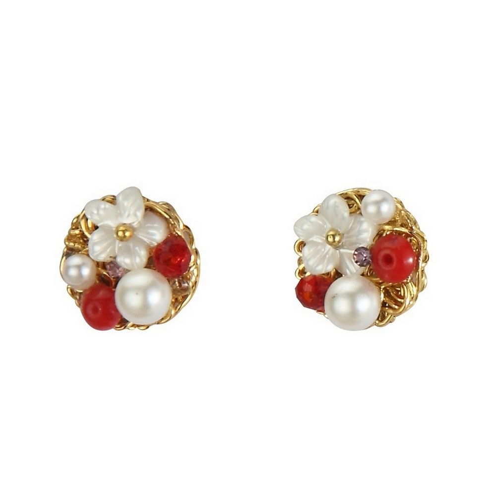 Stud earring shell & pearl vintage flower cluster