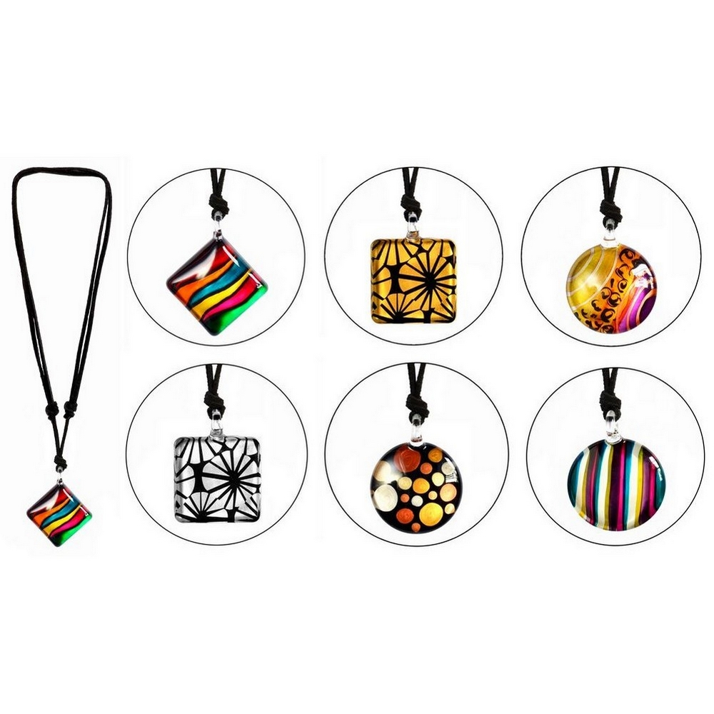 Necklace with a pendant glass & suede art vibe