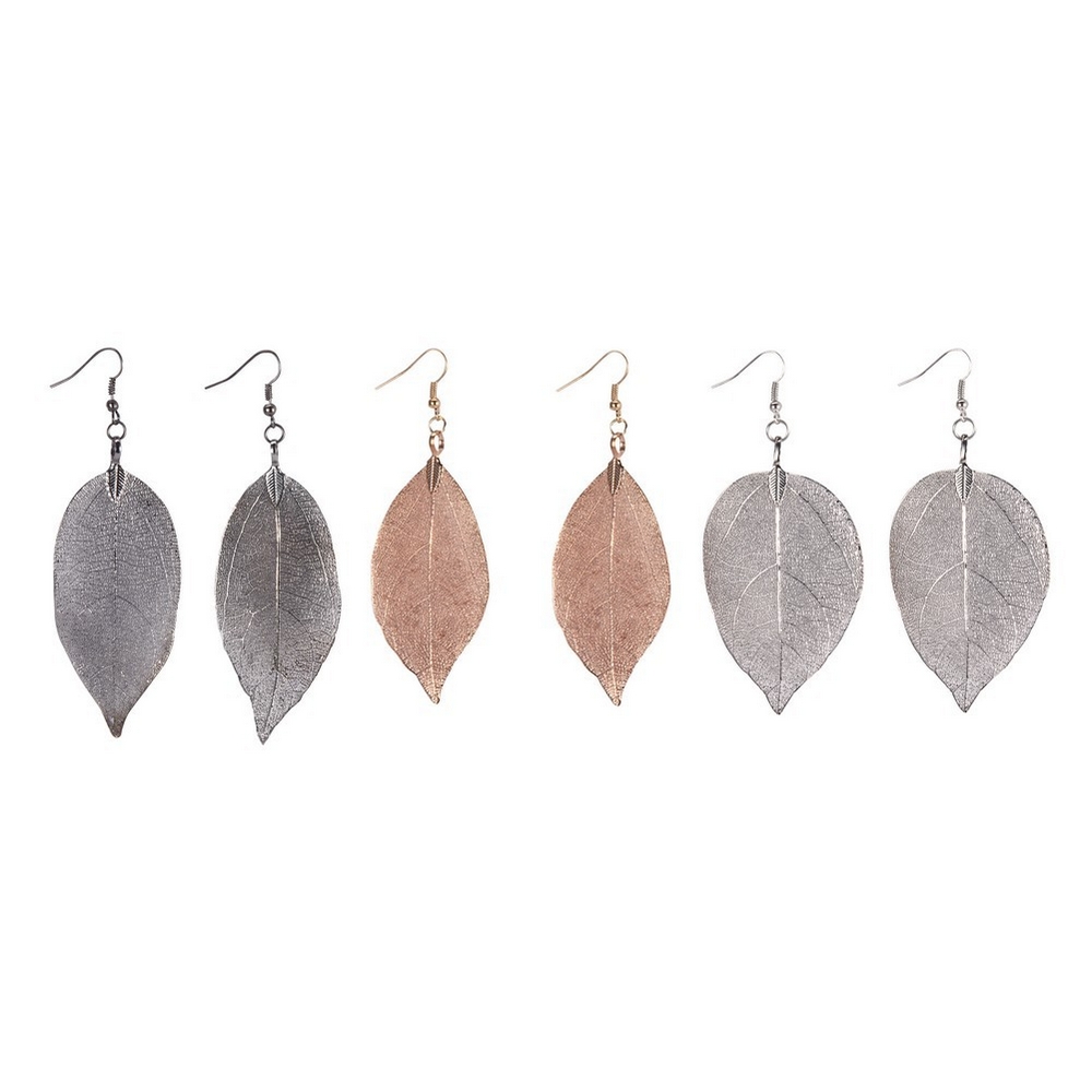 Drop earring delicate leaf black & gold & silver