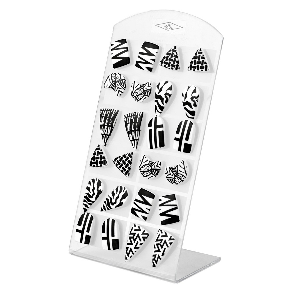 Stud earring resin geometric black & white