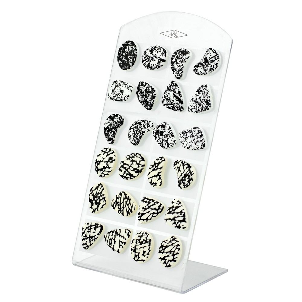 Stud earring resin speckle effect black & white