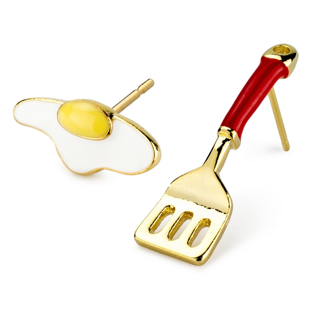 Stud earring fried egg & spatula
