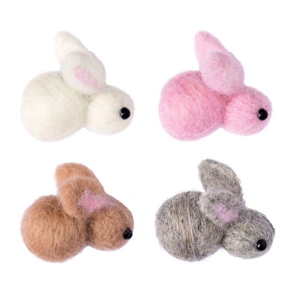 Clutch pin brooch felt bunny