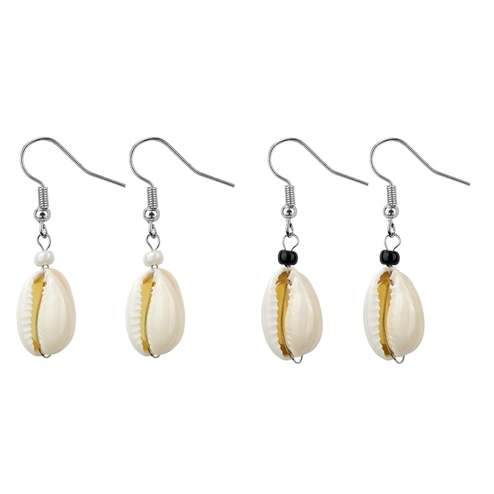 Drop earring cowrie shell black & white