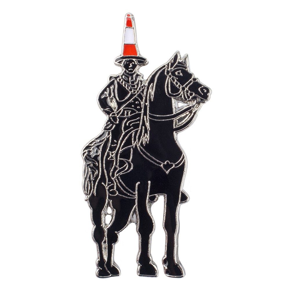 Clutch pin brooch enamel Duke of Wellington multicoloured